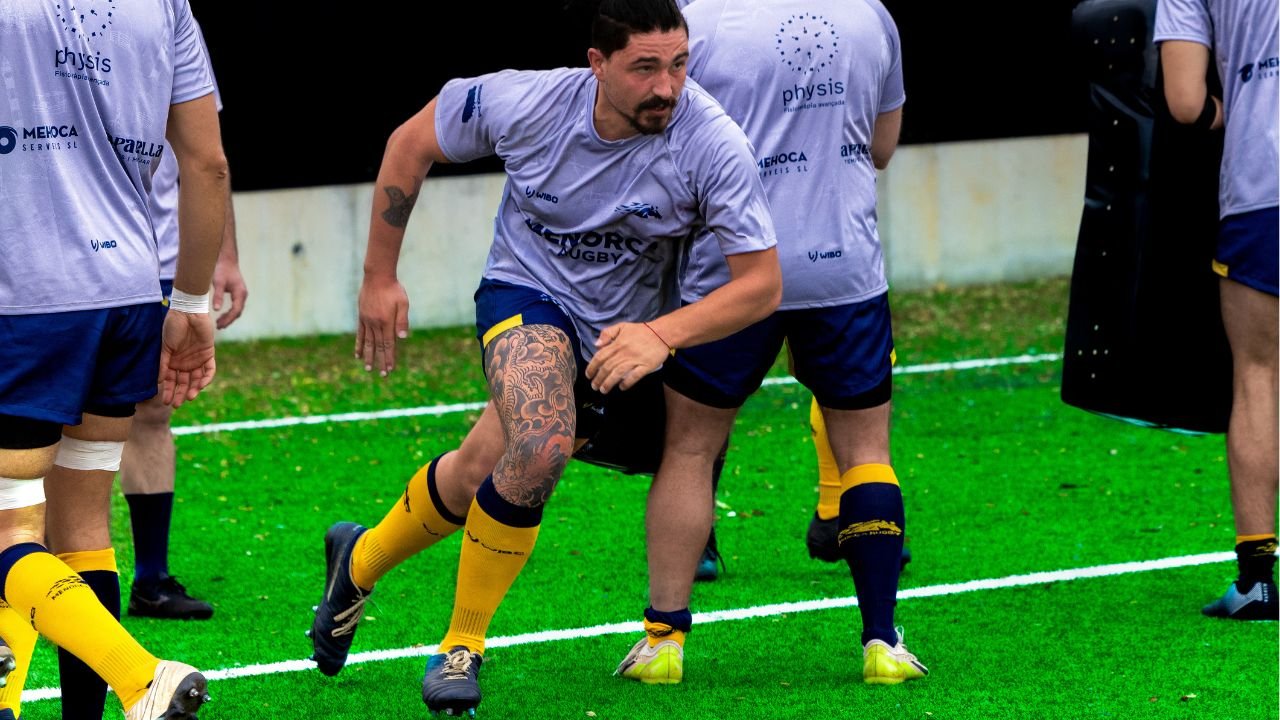Entrenamiento rugby Menorca Club técnica y preparación física